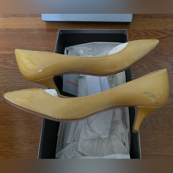 Prada Nude Heels, size 40 - Picture 7 of 13